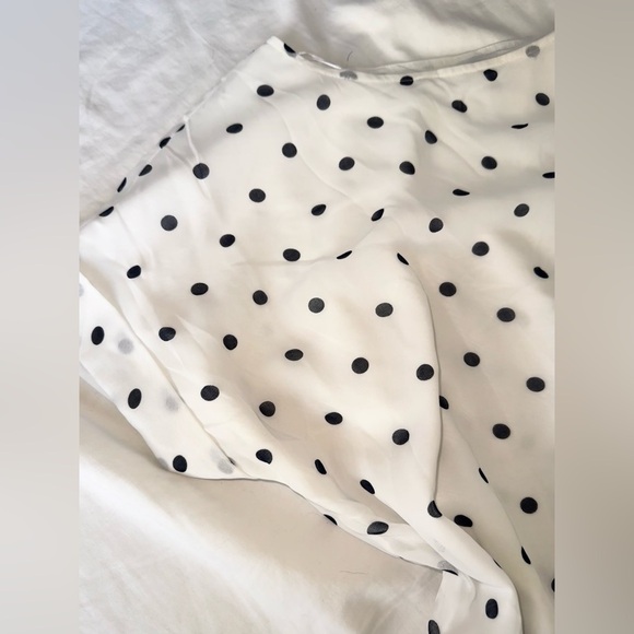 White with navy Polka Dot Sheer Blouse by Tahari - Picture 3 of 5